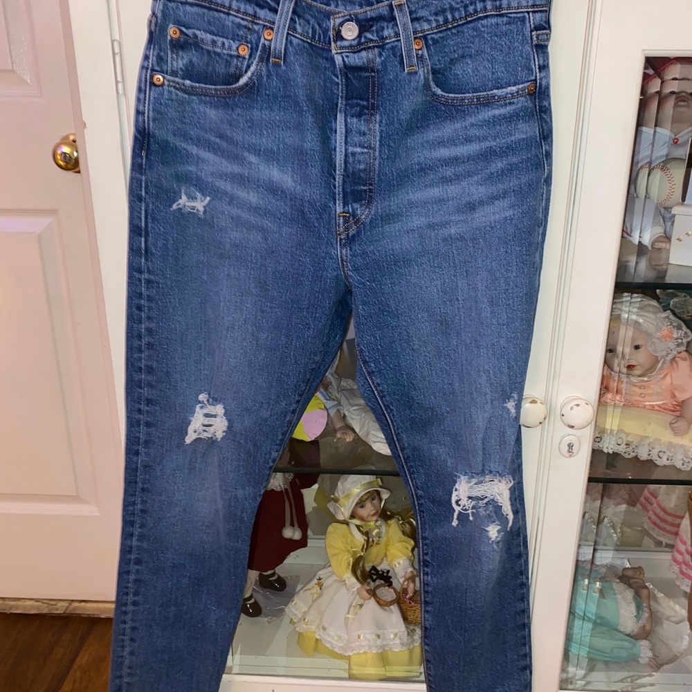 Levi ripped 501 skinny jeans
